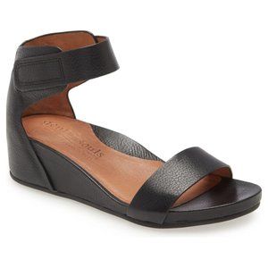 Gentle Souls Women Ankle Strap Wedge Heel Sandals Gianna 2 Black Leather